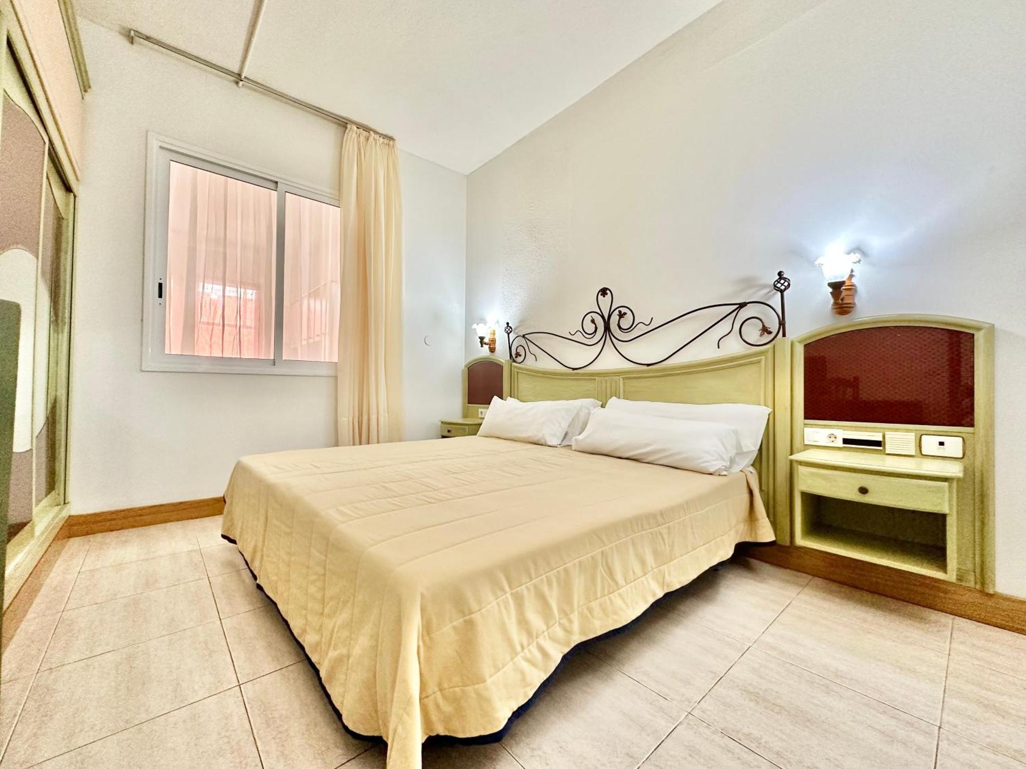 Alta Beachside Apartments Пуэрто-де-ла-Крус Экстерьер фото