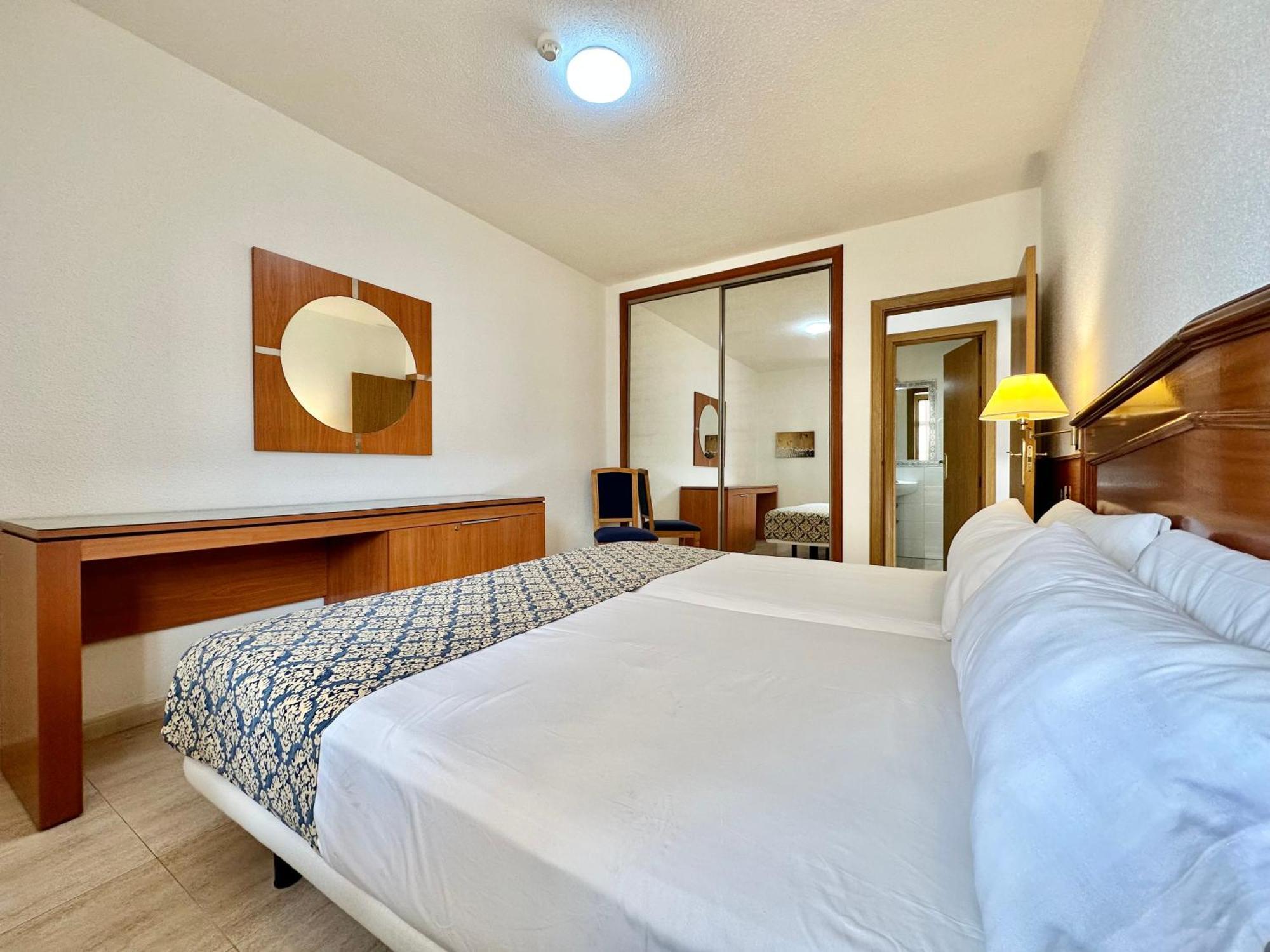 Alta Beachside Apartments Пуэрто-де-ла-Крус Экстерьер фото