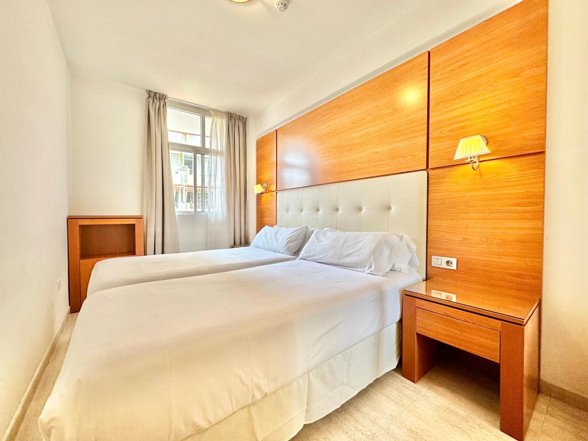 Alta Beachside Apartments Пуэрто-де-ла-Крус Экстерьер фото